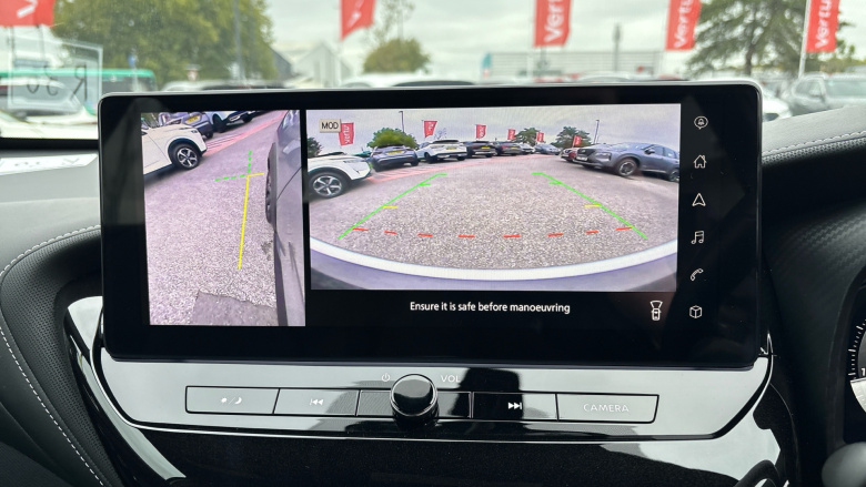 Nissan Juke 1.0 DiG-T Tekna 5dr Petrol Hatchback